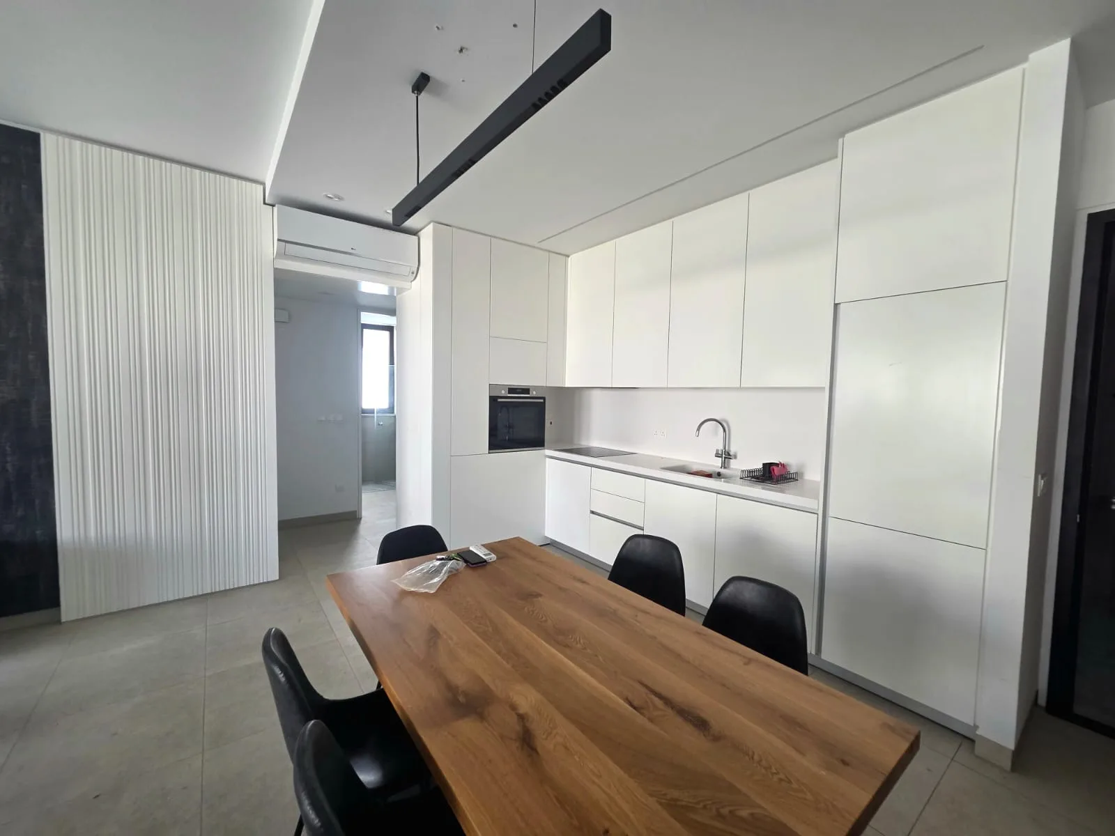 Modern 2 bedroom apartment in Columbia — photo 7